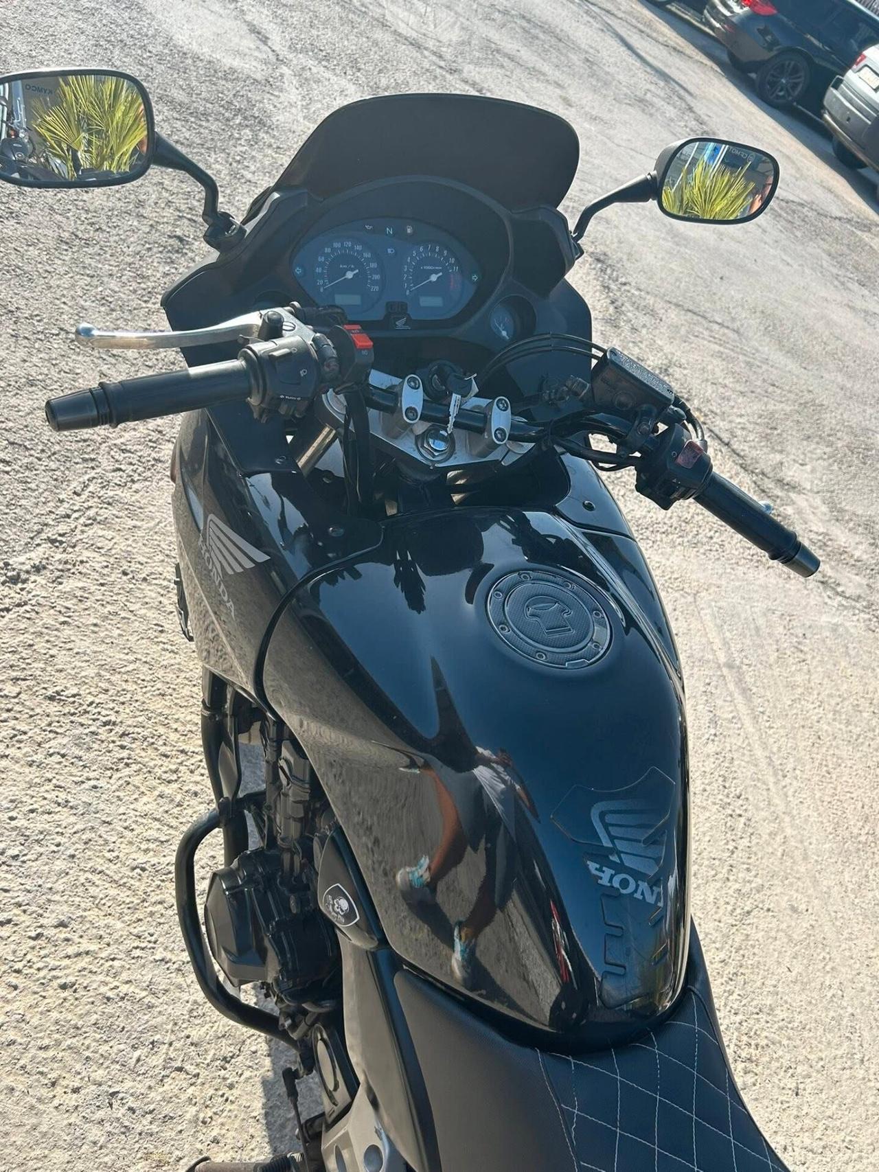 Honda CBF 600