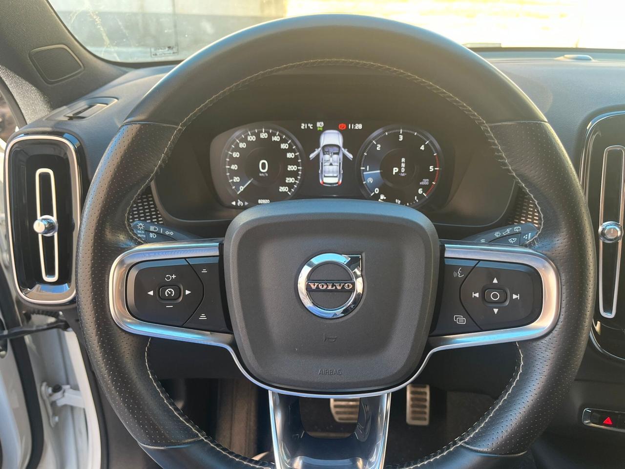 Volvo XC40 D3 AWD Geartronic R-design