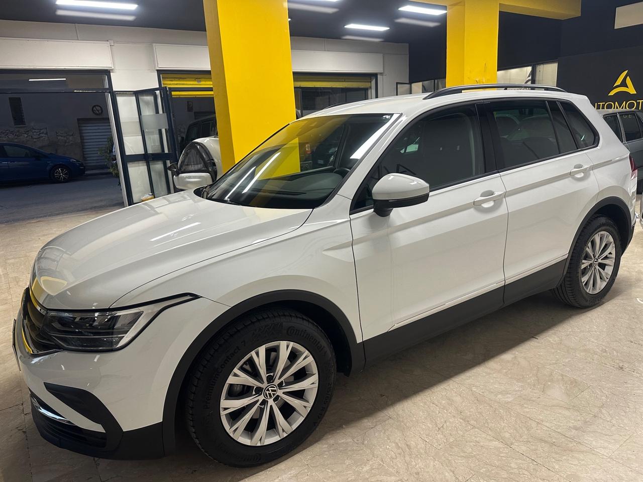 Volkswagen Tiguan 2.0 TDI 150 CV SCR DSG Elegance