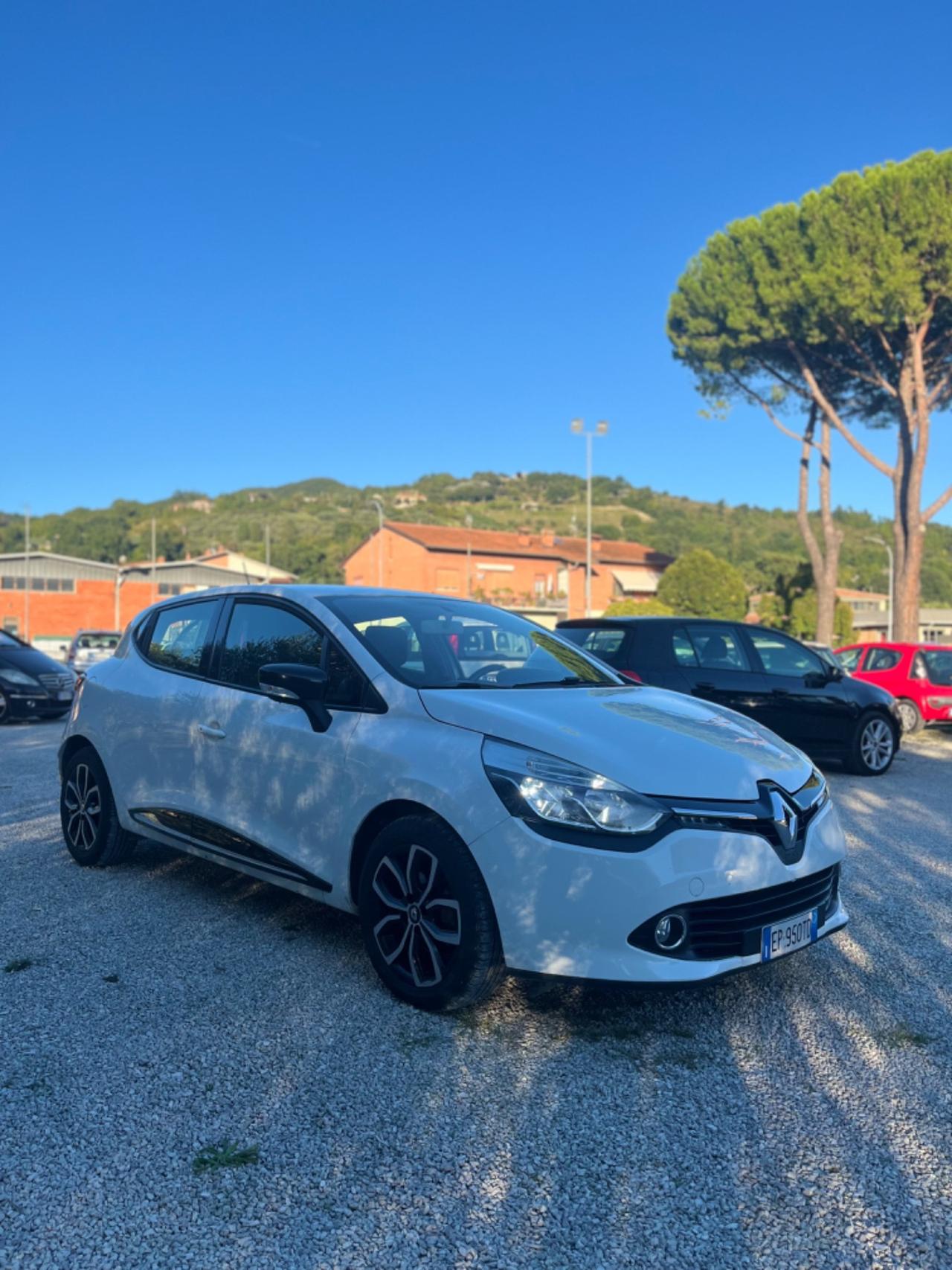 Renault Clio 1.5 dCi 90 cv 2014 PARI AL NUOVO