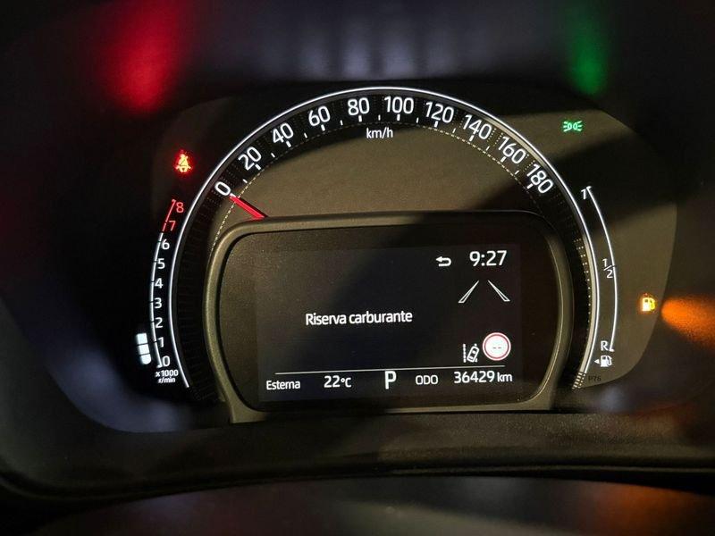 Toyota Aygo X 1.0B (72 CV) Limited Air S-CVT