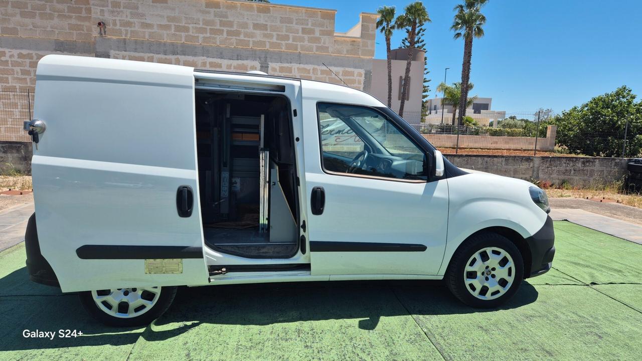 Fiat Doblo Doblò 1.4 T-Jet 16V Natural Power Lounge