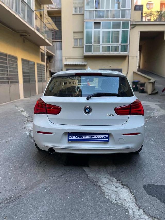BMW 118 i LUXURY NAVI-PELLE-LED!!! OK NEO PATENTATI