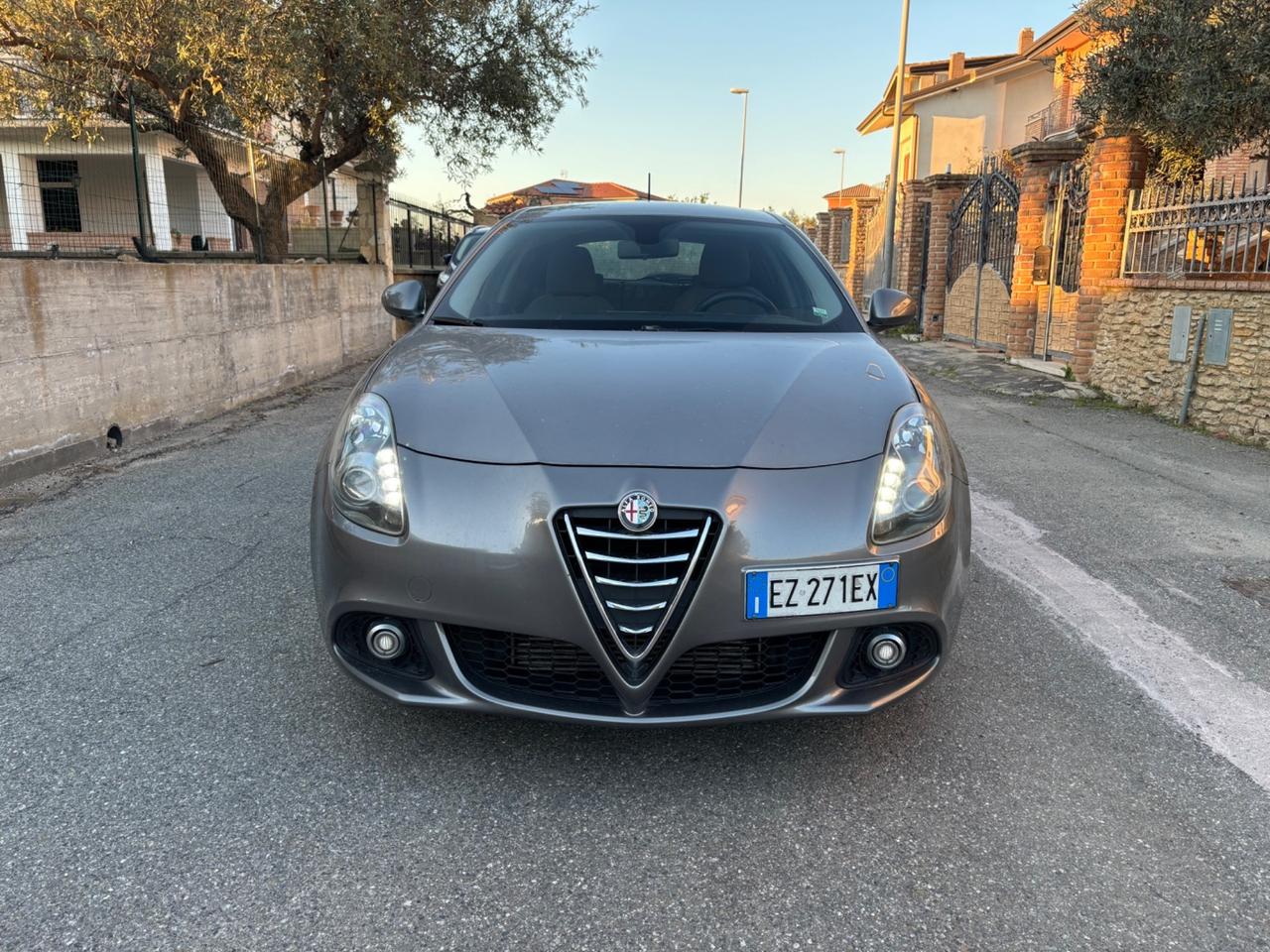 Alfa Romeo Giulietta 1.6 JTDm-2 105 CV Exclusive