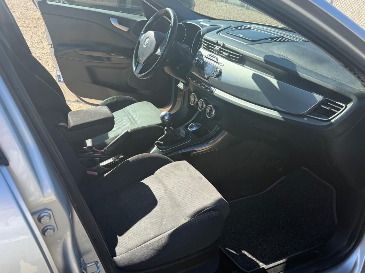 Alfa Giulietta 1.4 Turbo METANO 3.999€