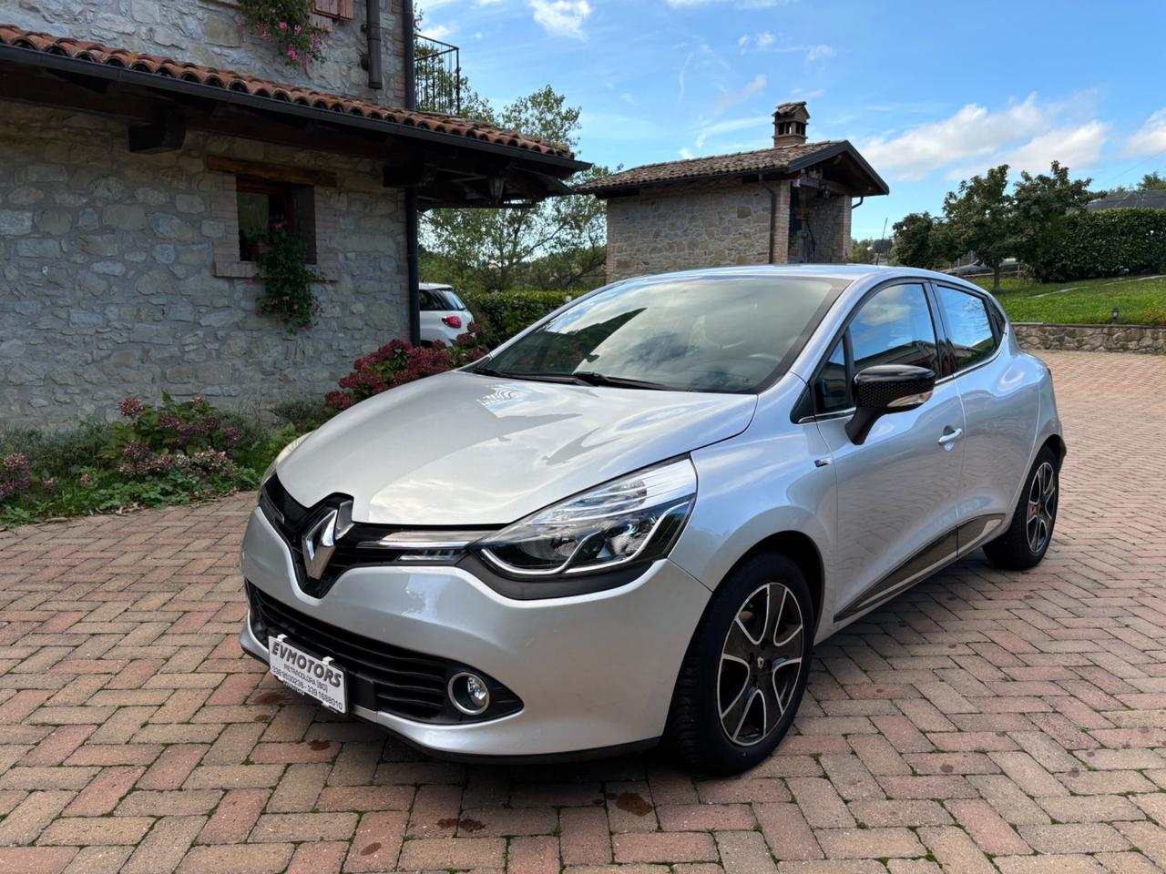 Renault Clio 1.2 75CV 5 porte Life