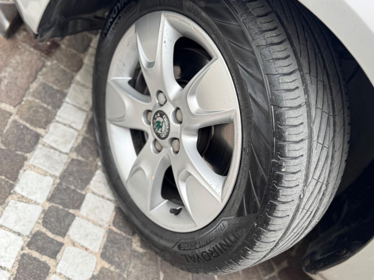 Skoda Roomster 1.4 TDI 80CV F.AP. Scout