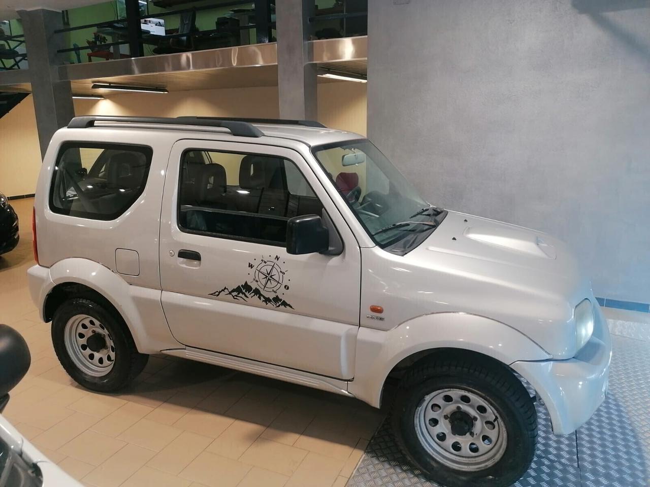 Suzuki Jimny 1.5 DDiS cat 4WD JLX