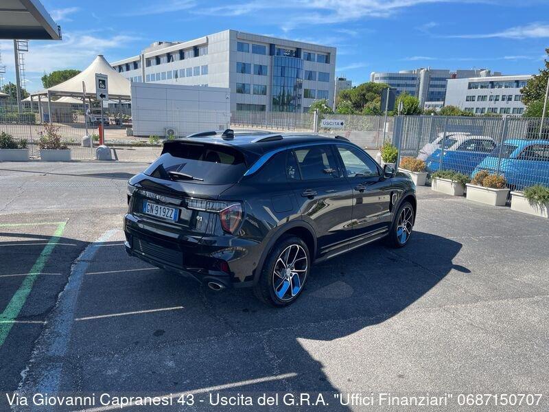 Lynk & Co 01 01 PHEV
