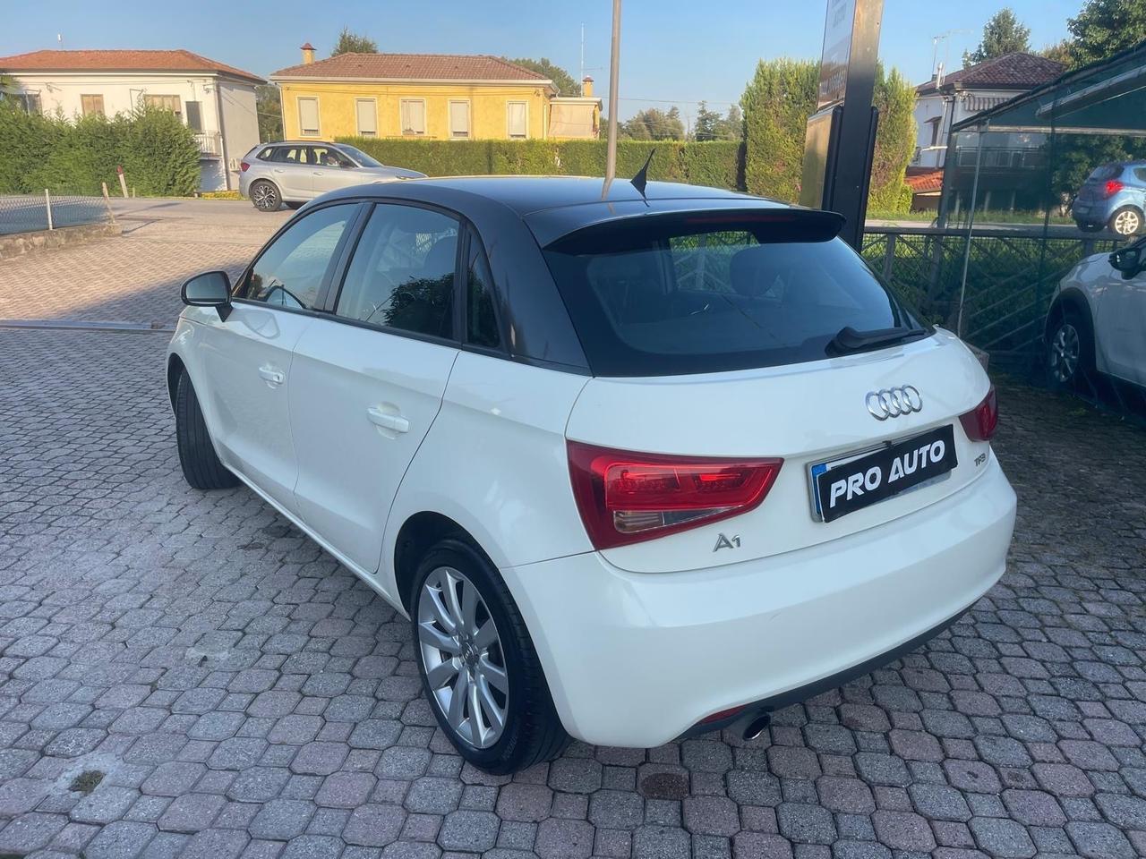 Audi A1 1.2 TFSI Ambition 5P