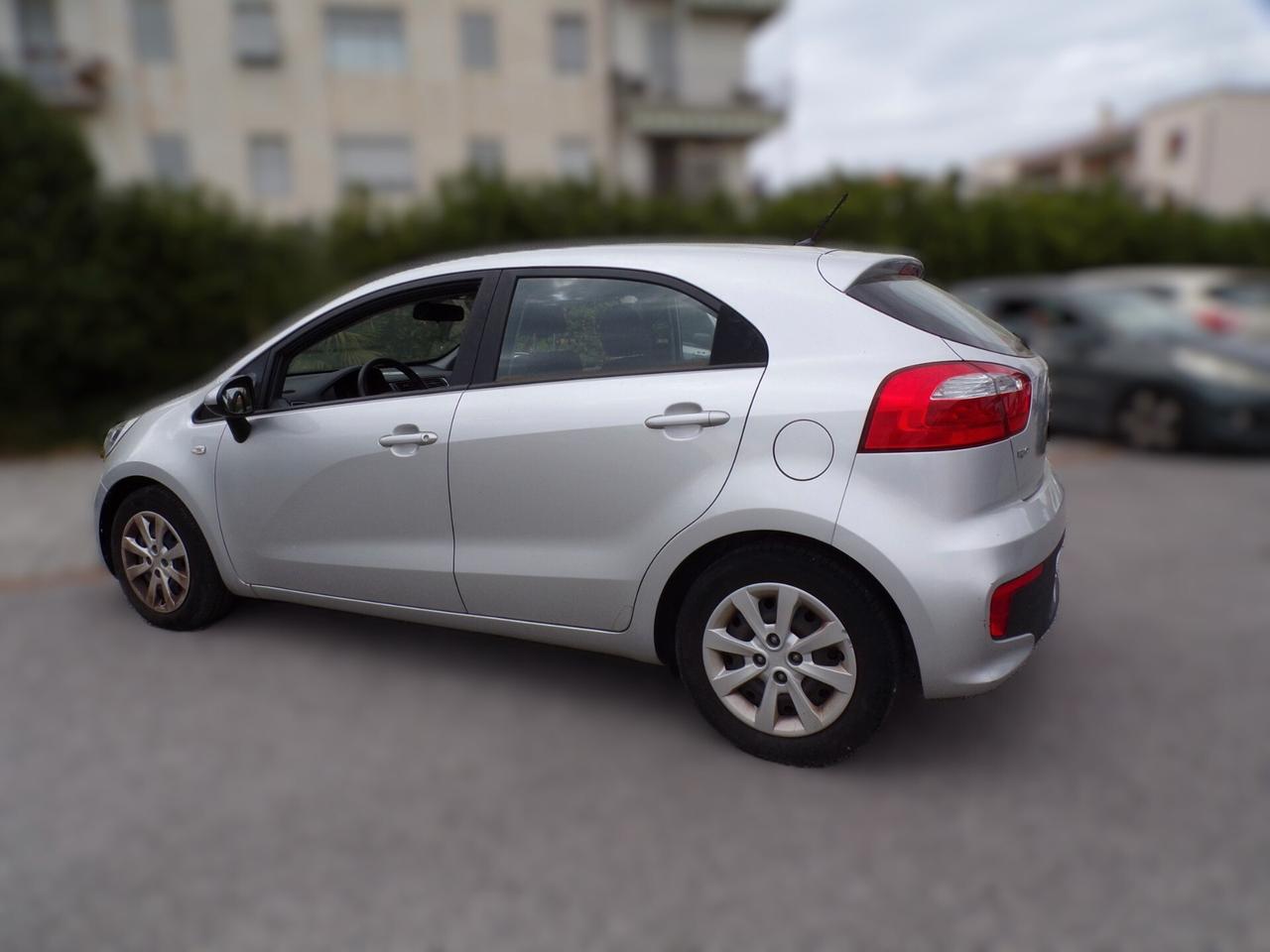 Kia Rio 1.2 CVVT 5p. Cool