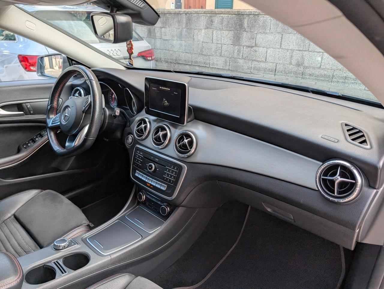 Mercedes-benz CLA 200 Shooting Brake 4Matic Automatic Sport Tutti TAGL.MERCEDES
