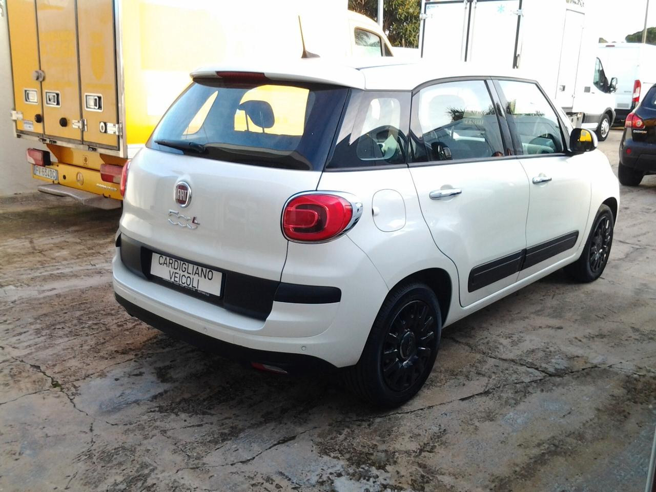 Fiat 500L 1.6 MJT120 CV Mirror N1 03/2021