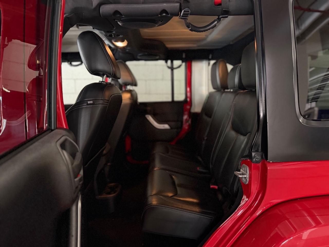 Jeep Wrangler Unlimited 2.8 CRD DPF Sahara