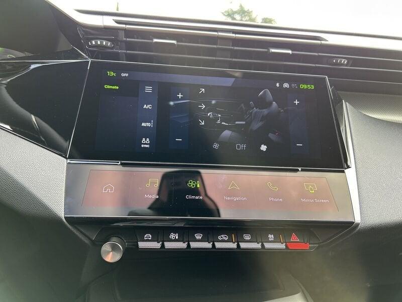 Peugeot 308 III 2021 1.2 hybrid GT 145cv e-dcs 6