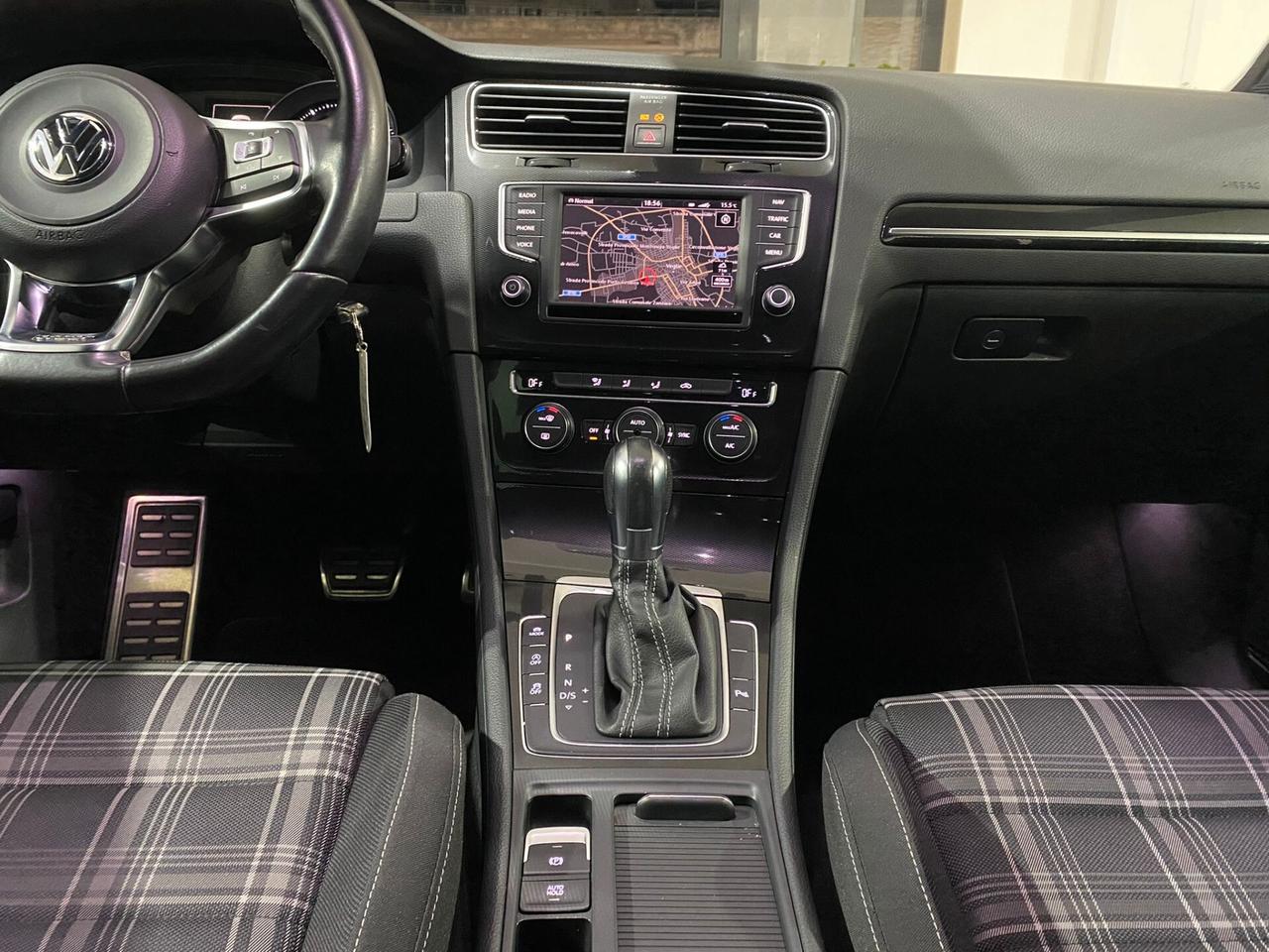 Volkswagen Golf GTD 2.0 TDI DSG 5p. BlueMotion Technology
