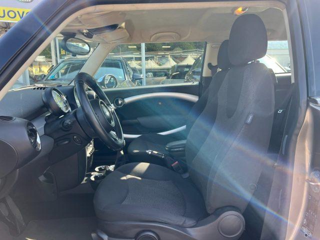 MINI Cooper D 1.6 16V Cooper D neopatentati