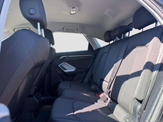 AUDI Q3 Q3 SPB 35 TFSI S tronic S line edition