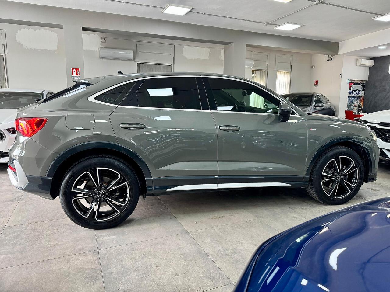 Audi Q3 SPB 35 2.0 TDI S tronic S Line 2021