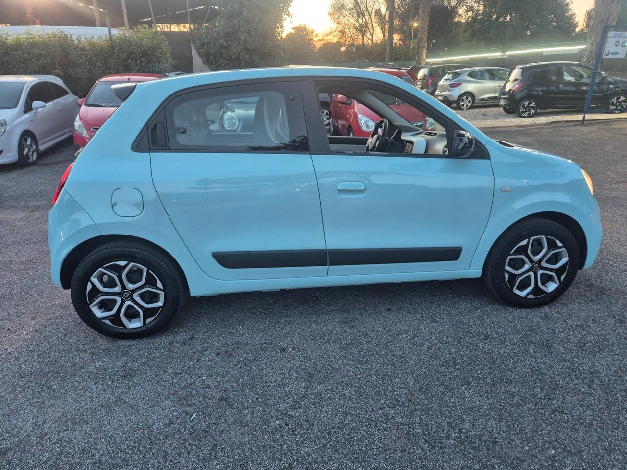 Renault Twingo SCe 65 CV Urban Night