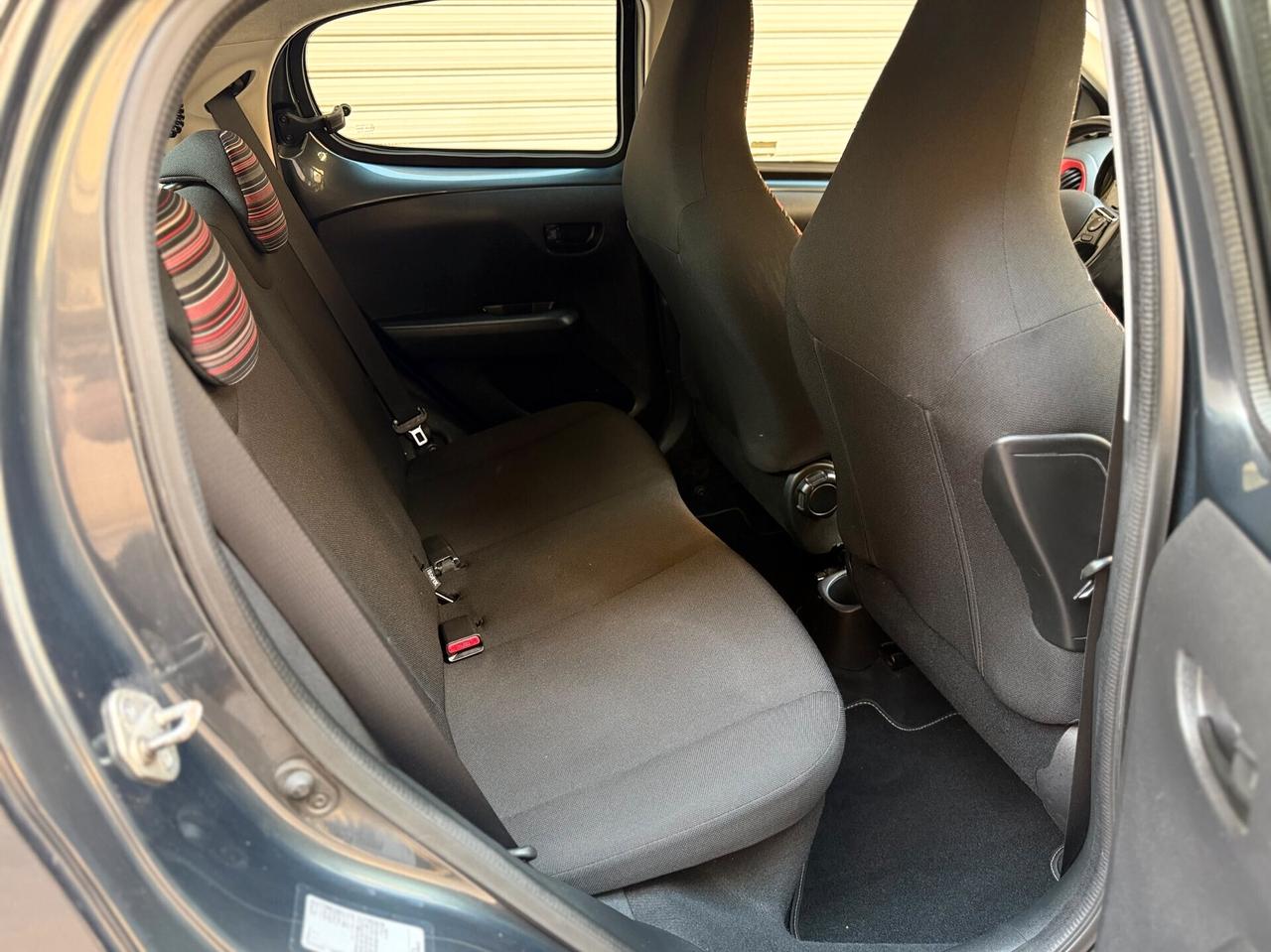 Citroen C1 VTi 68 ETG 5 porte Shine AUTOMATICA !!!