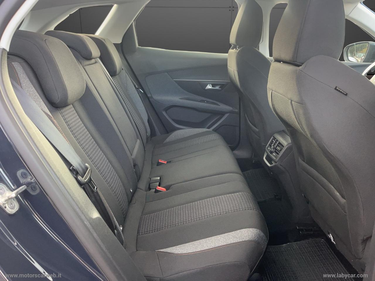 PEUGEOT 3008 BlueHDi 130 S&S EAT8 Business