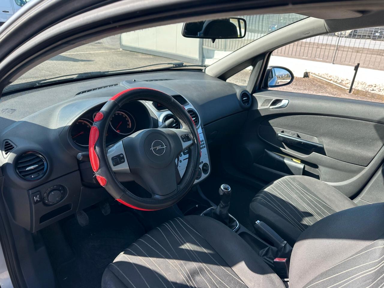 Opel Corsa 1.2 80CV 5 porte GPL-TECH Edition