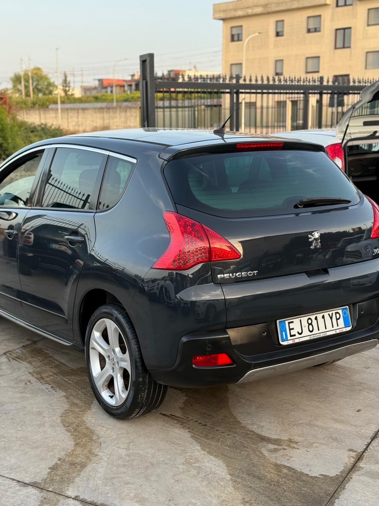 Peugeot 3008 1.6 HDi 112CV cambio robotizzato Premium