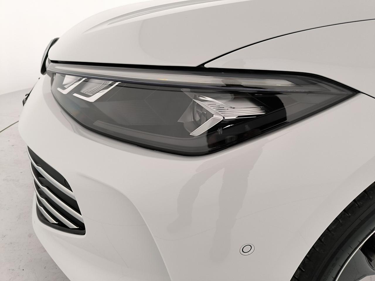 Volkswagen Passat 1.5 tsi ehybrid business 204cv dsg