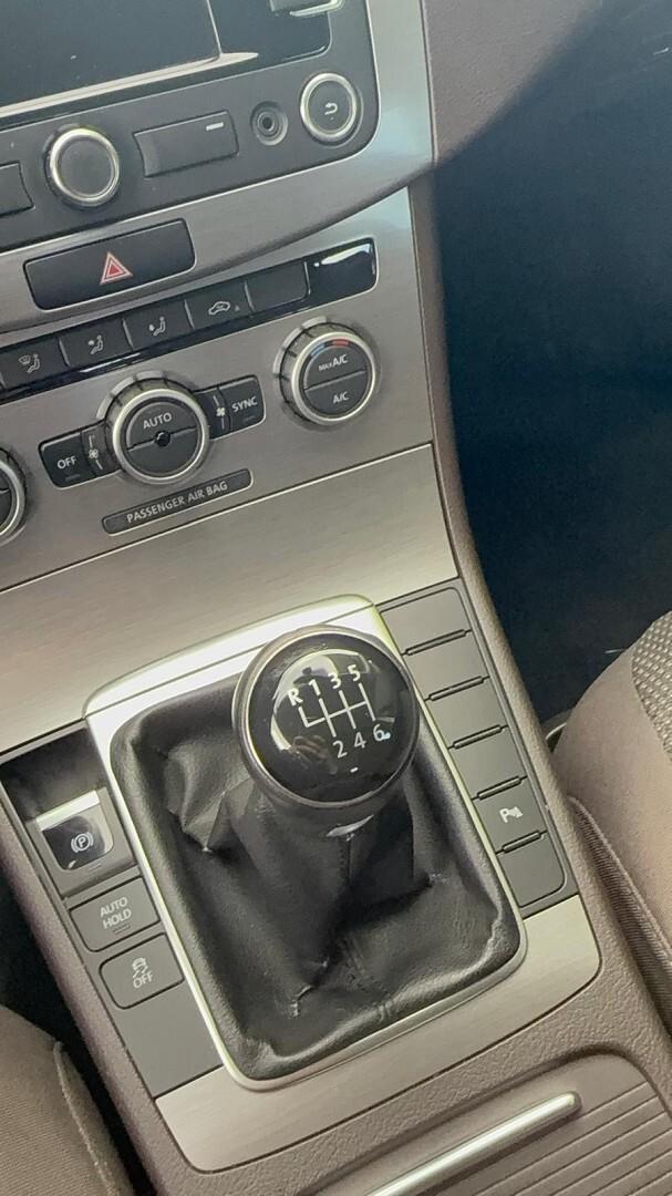 VOLKSWAGEN PASSAT 7" SERIE