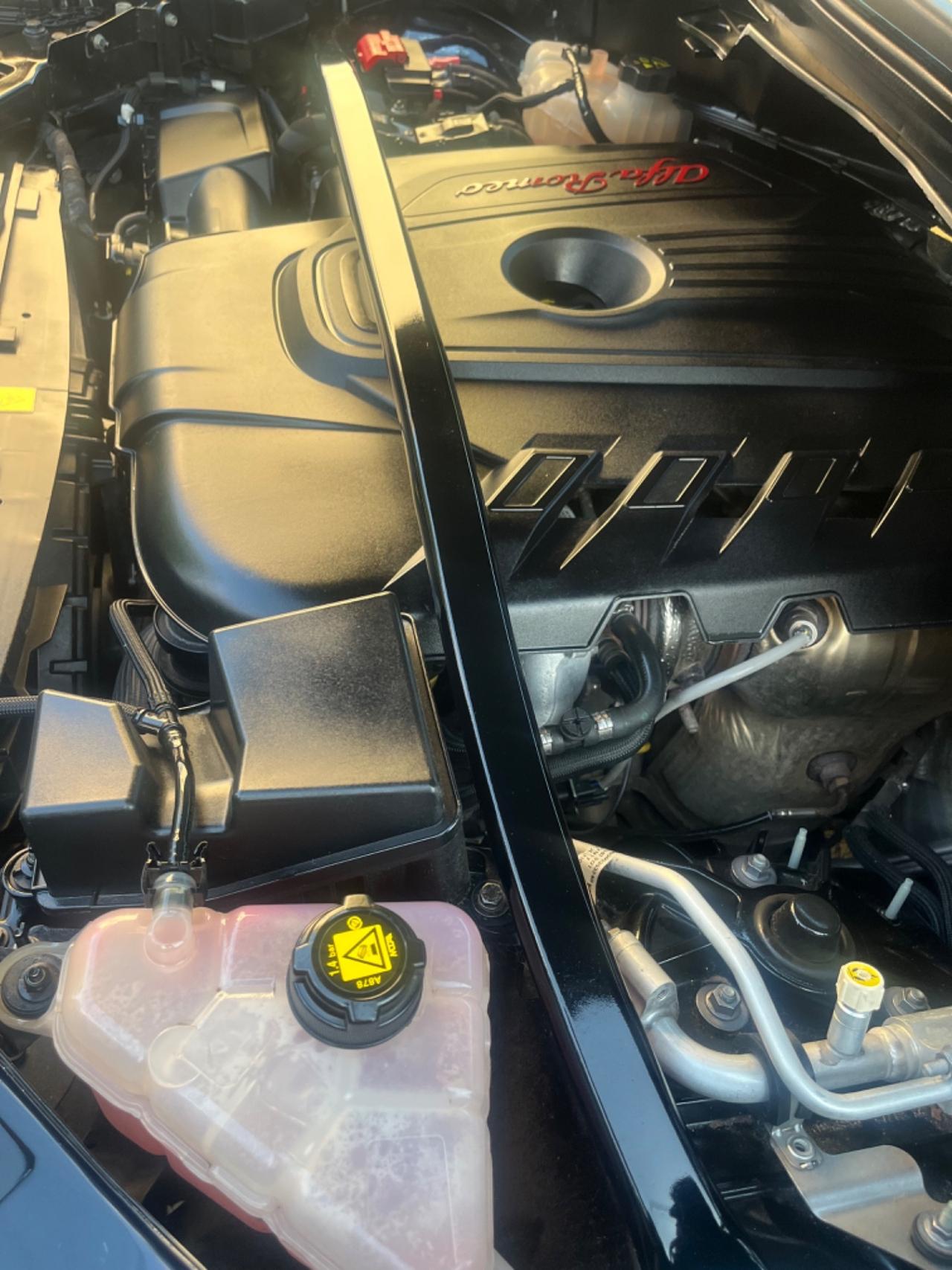 Alfa Romeo Stelvio 2.2 210CV TOTAL BLACK