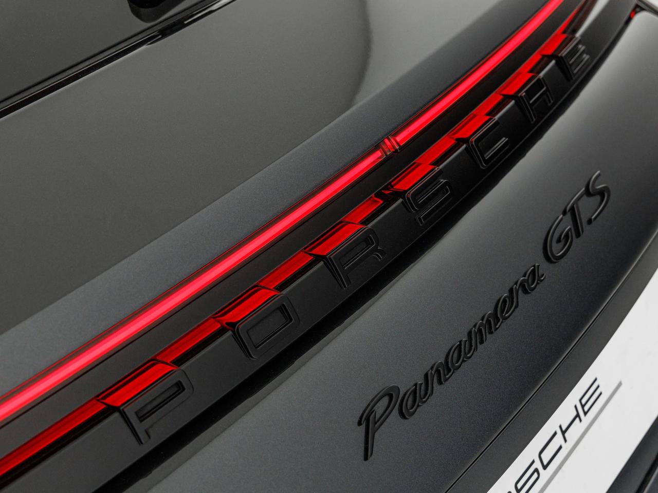 Porsche Panamera sport turismo 4.0 gts auto
