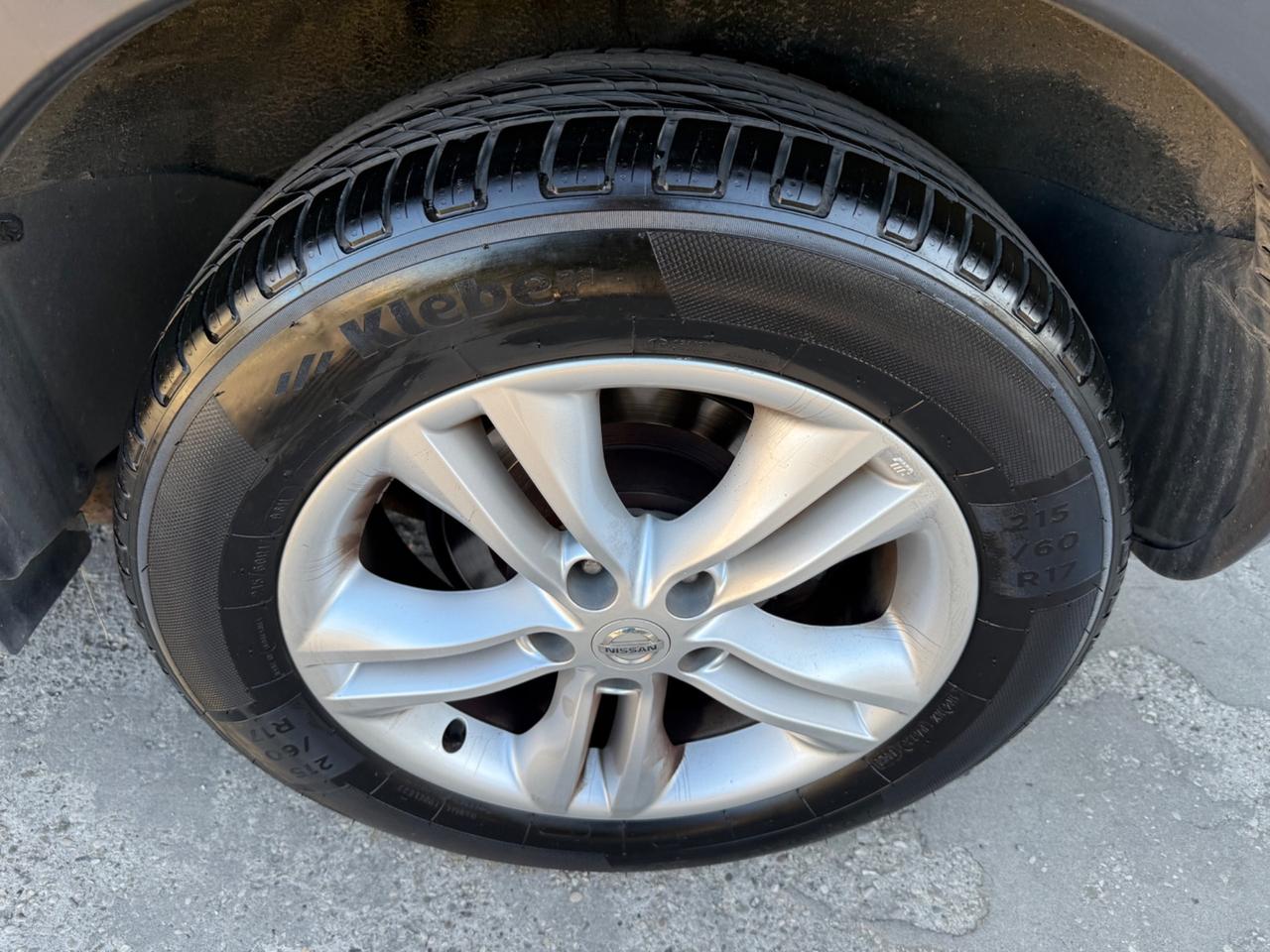 Nissan Qashqai 1.5 dCi 6MARCE POCHI KM 2013