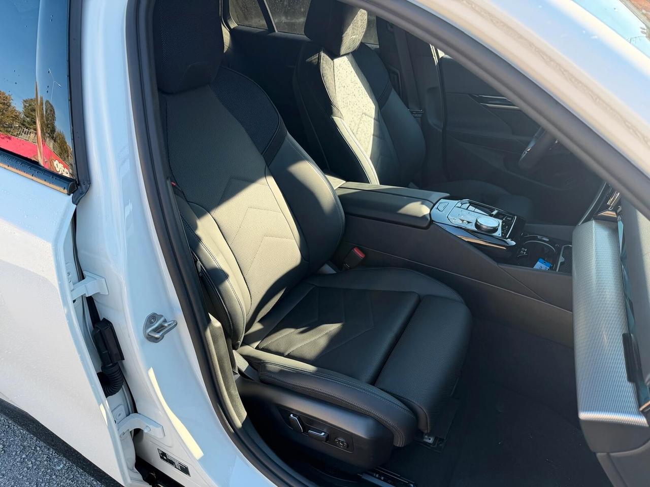 BMW 520 D XDRIVE 48V/MSPORT/CERCHI 18/VETRI PRIV/FARI LED/NEW MODEL/PRONTA CONSEGNA !!