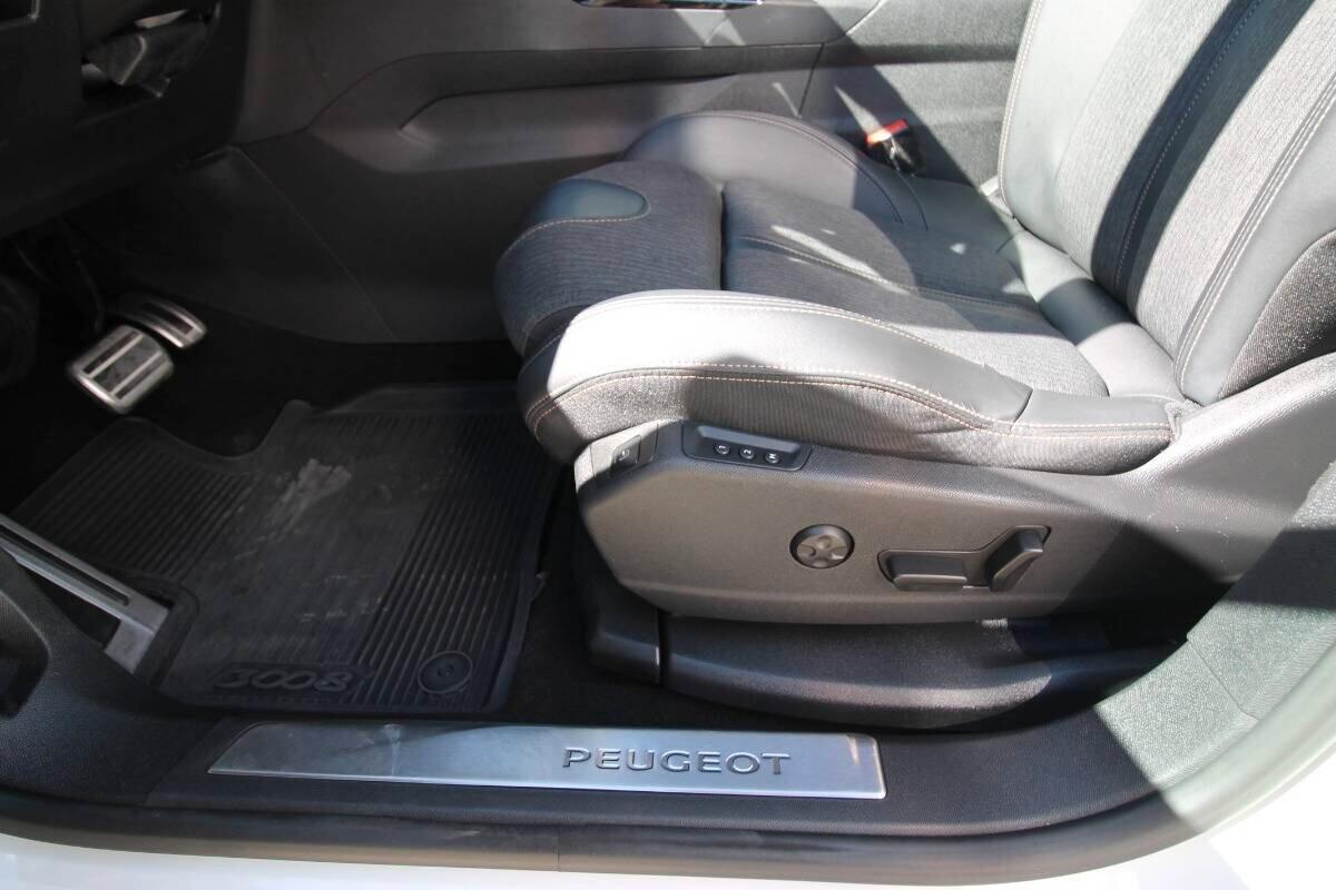 Peugeot 3008 BlueHDi 130 EAT8 GT Line 2020