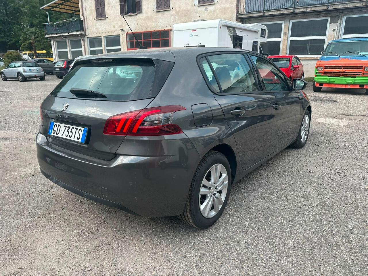 Peugeot 308 BlueHDi 130 S&S Active