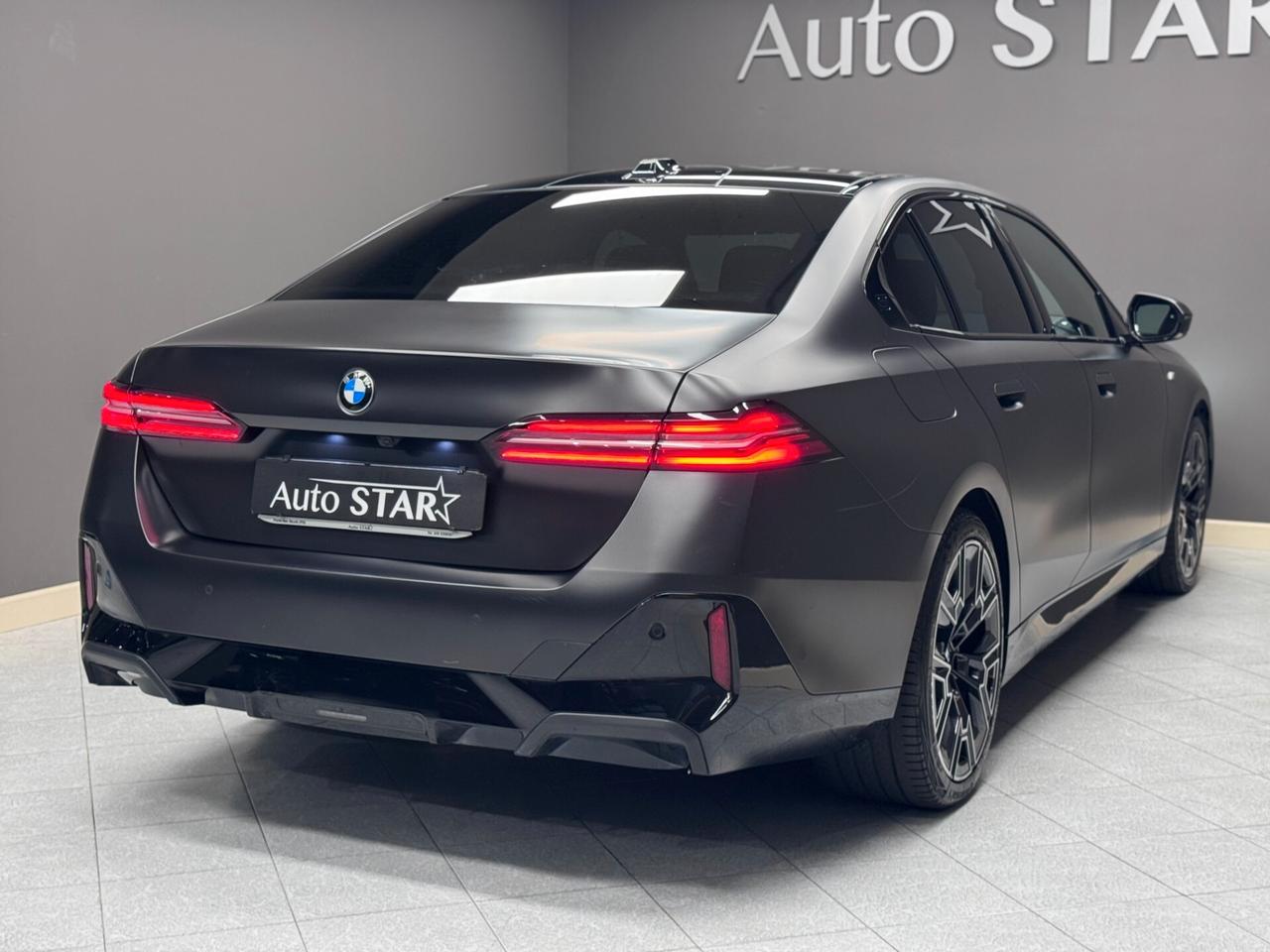 Bmw 520 520d 48V xDrive Msport Pro "Frozen Black"