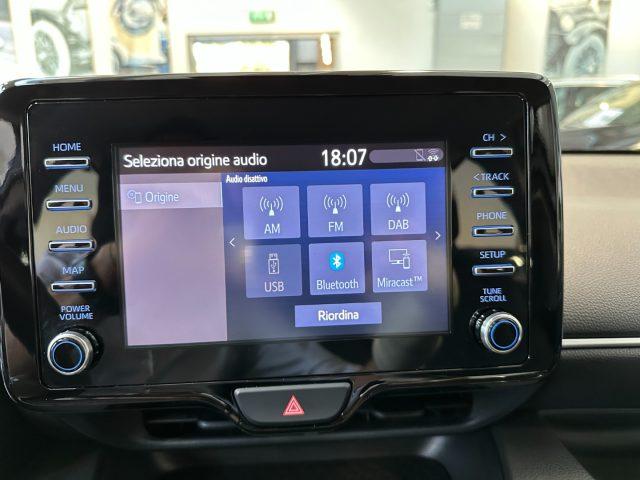 TOYOTA Yaris 1.0 5 porte Active - Telecamera - Carplay - IVA