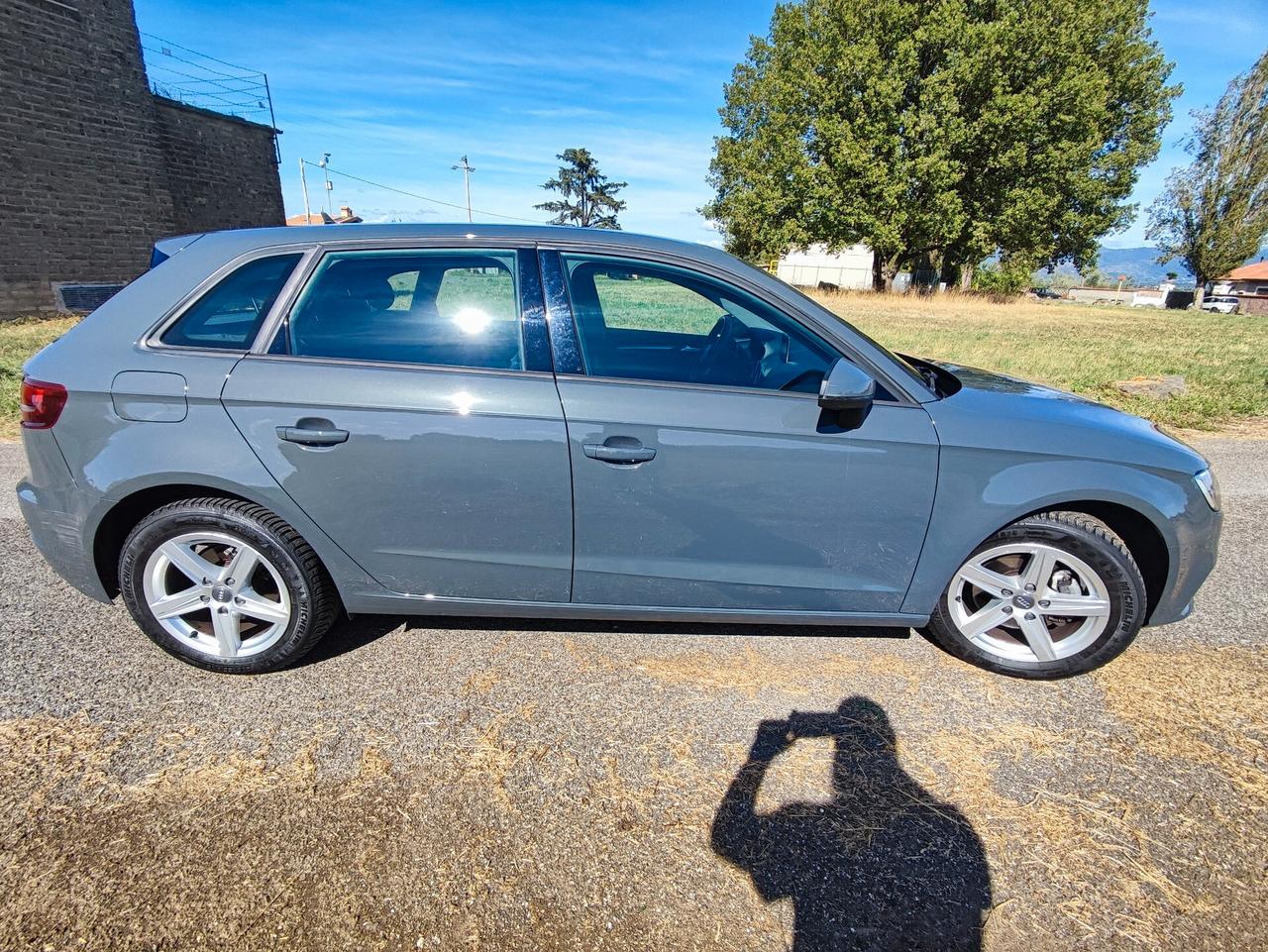 Audi A3 SPB 30 TFSI Business
