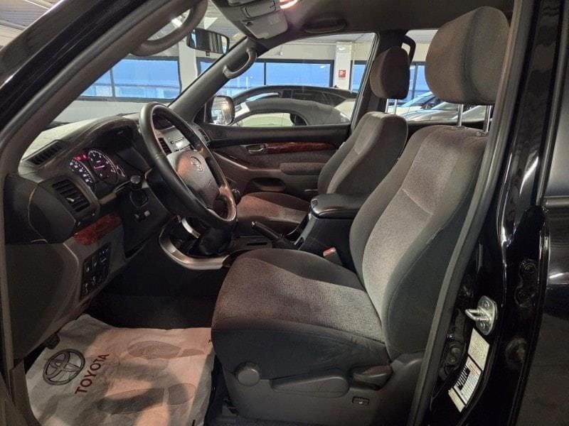 Toyota Land Cruiser 3.0 D-4D 16V cat 5 porte