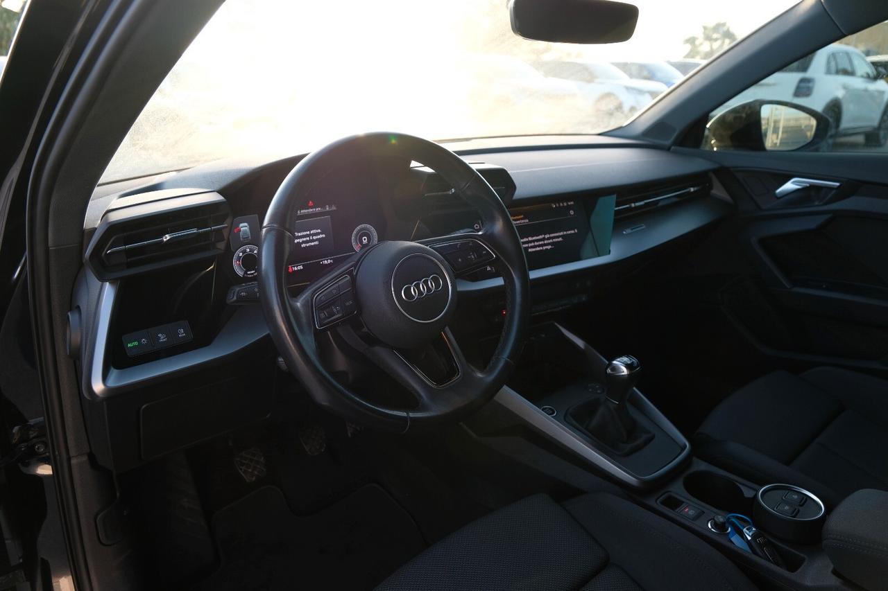 Audi A3 SPB 35 TDI Identity Black