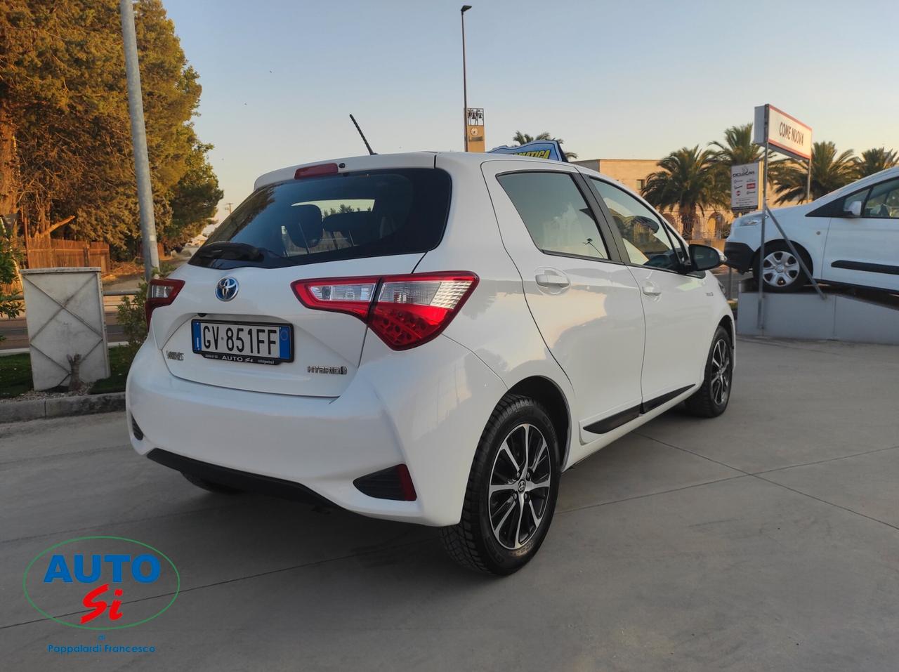 Toyota Yaris 1.5 Ibrida - 73cv CAMBIO AUTOMATICO