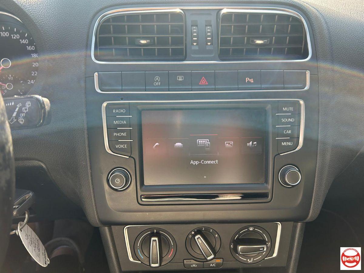 VOLKSWAGEN - Polo 1.2 tsi Comfortline BM 5p