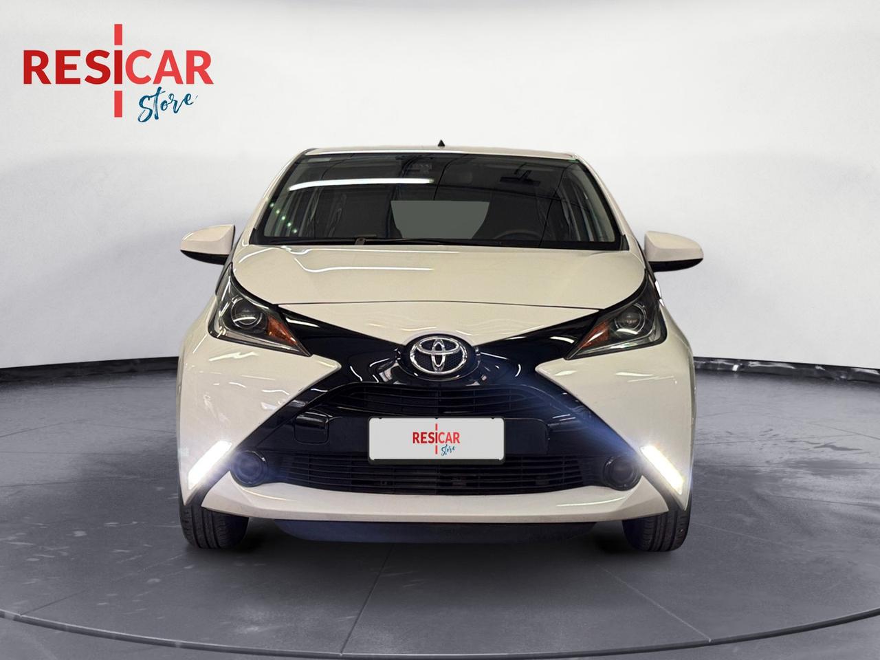 TOYOTA Aygo 5p 1.0 x-cool IDONEA NEOPATENTATO