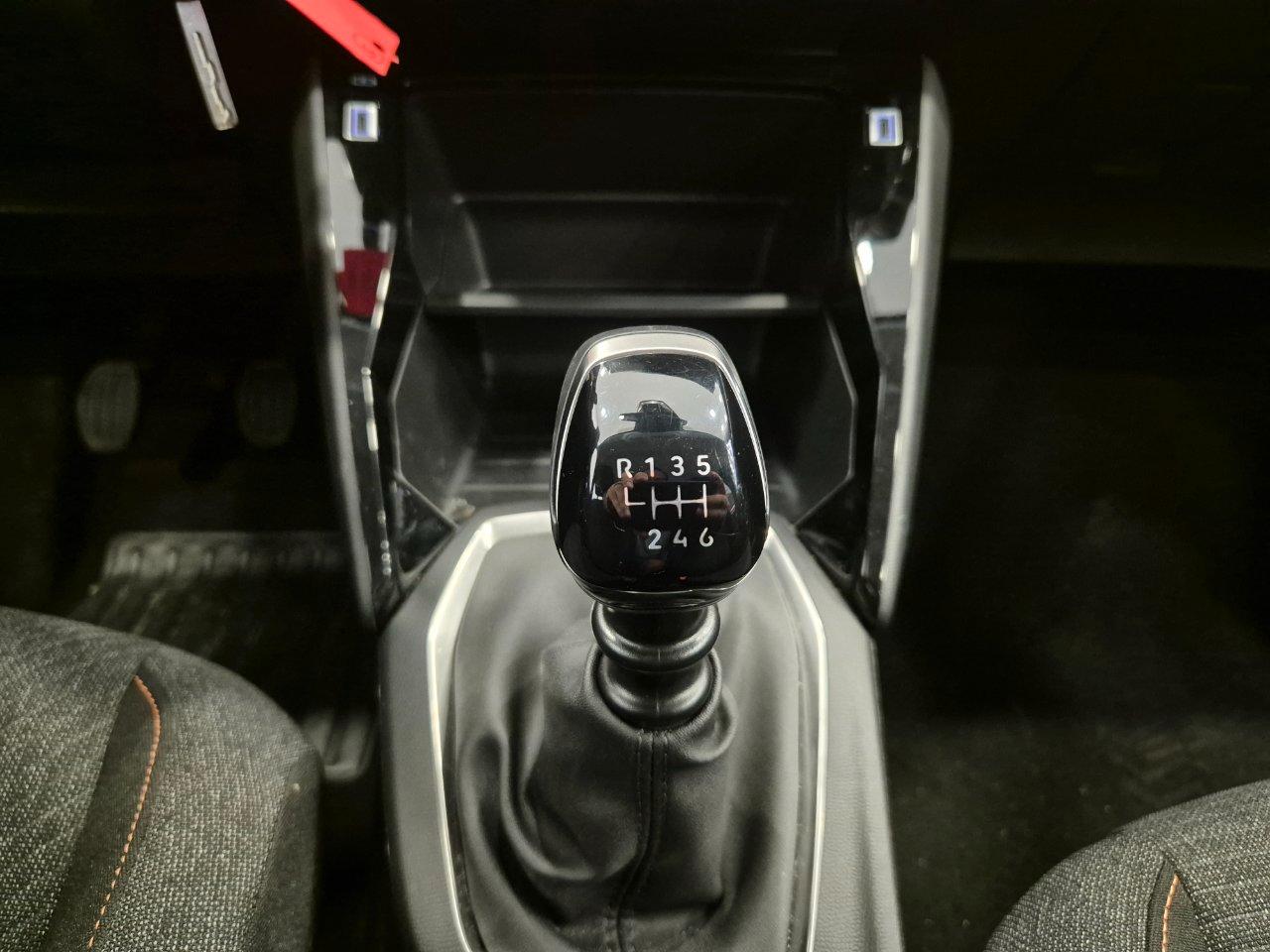 Peugeot 208 1.2 puretech Style s&s 100cv IN PROMO
