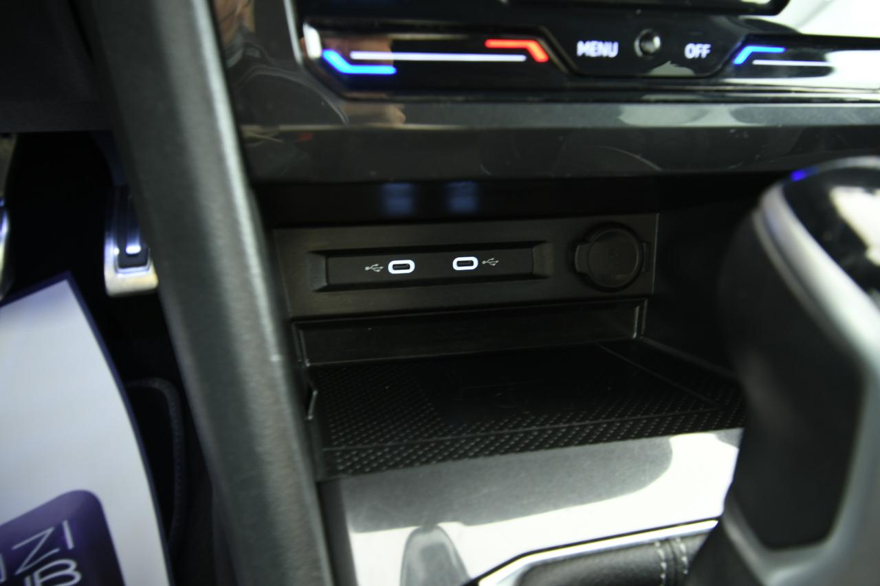 VOLKSWAGEN Tiguan 2.0 tdi R-Line 4motion 200cv dsg CAMERA+ACC+APP CONNECT+C20"