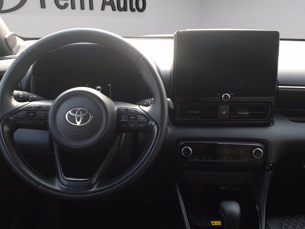 TOYOTA Yaris 1.5h 130 lounge del 2026