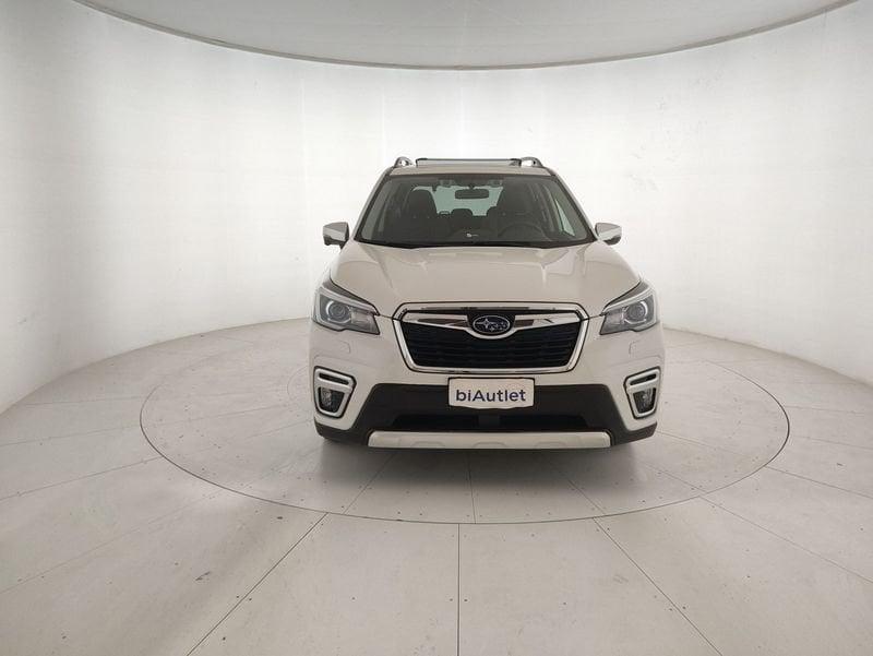 Subaru Forester 2.0i e-boxer Premium lineartronic