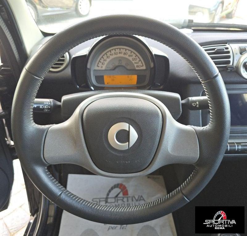 smart fortwo ANDROID AUTO 58000KM BLACK UNIPRO! fortwo 1000 52 kW MHD