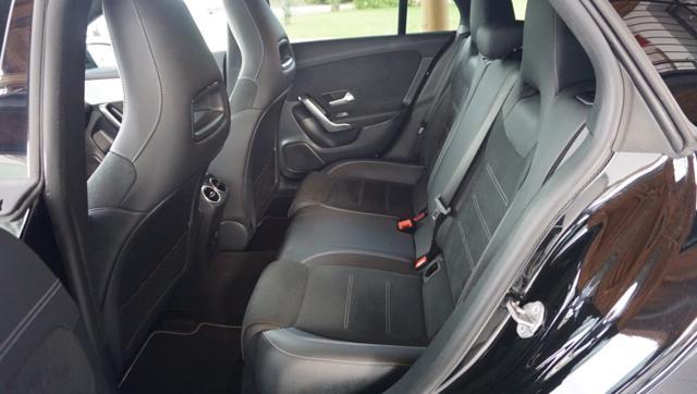 MERCEDES-BENZ CLA 200 d Automatic Shooting Brake Premium AMG Line